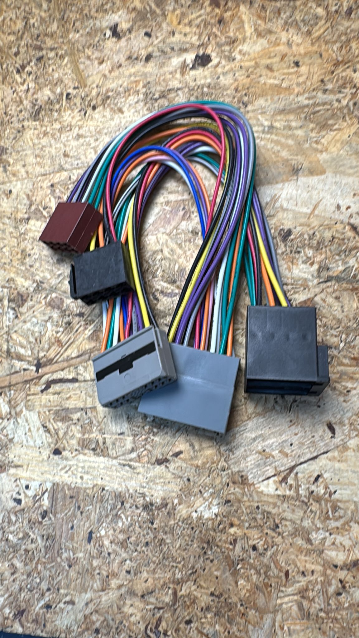 CAVO ISO HONDA CON KIT VIVASVOCE HONDA  AUTORADIO CHFHONDANEW