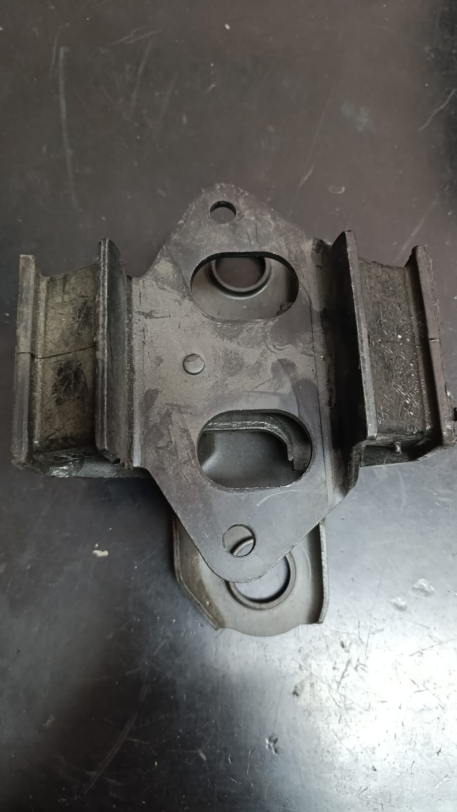 MR133078 Supporto motore per MITSUBISHI PAJERO, L200, PAJERO SPORT - immagine 2