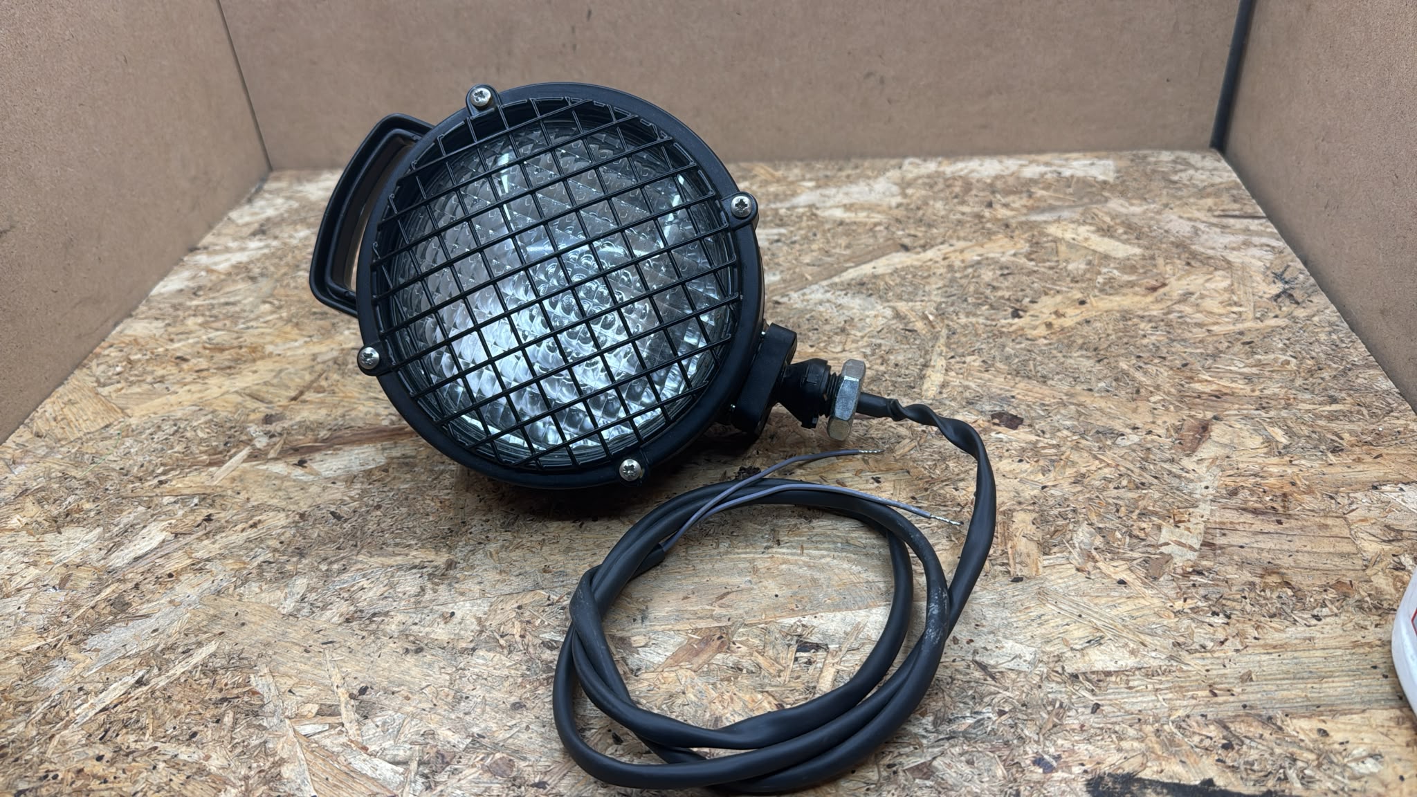 Faro ausiliario CON GRIGLIA ORIGINE LAND ROVER